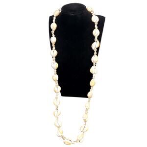Made in the Philippines Necklace Cowrie Shell Bead Strand 15" Vtg Beachy Boho